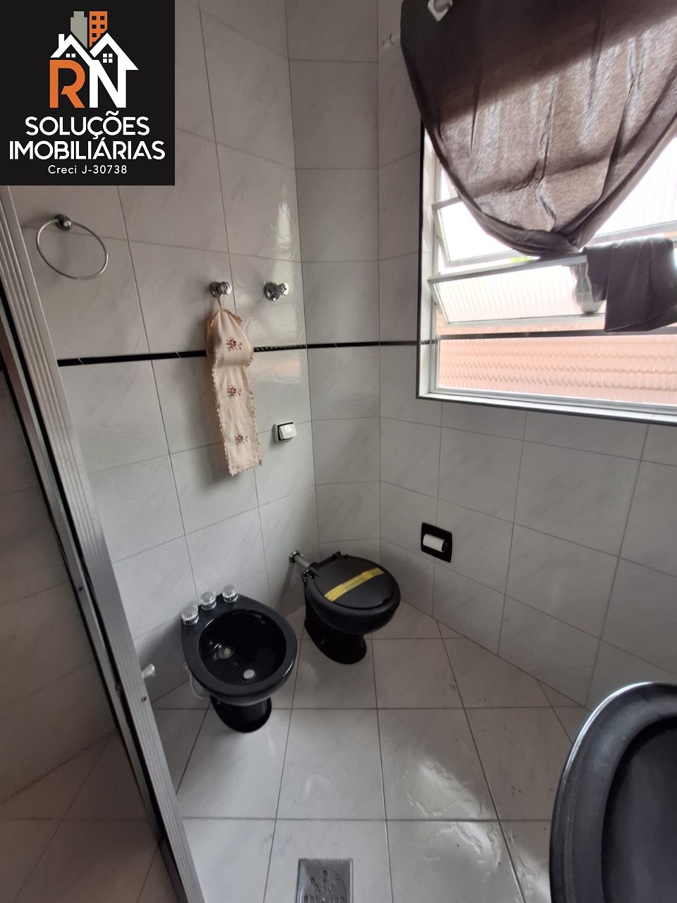 Apartamento à venda com 3 quartos, 100m² - Foto 4