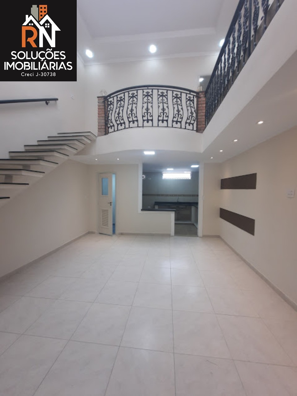 Sobrado para alugar com 2 quartos, 100m² - Foto 6