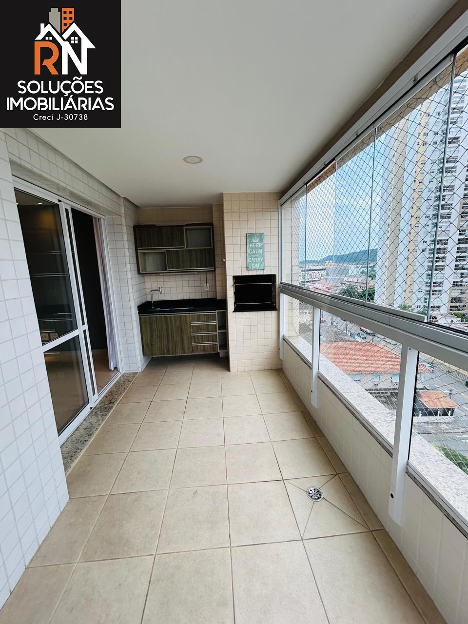 Apartamento para alugar com 2 quartos, 95m² - Foto 11