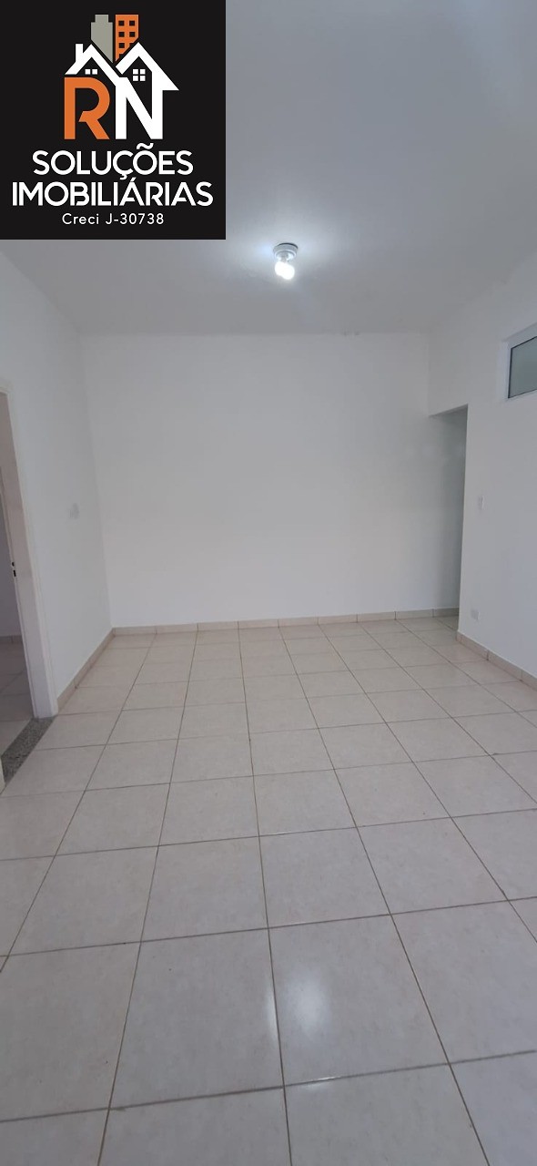 Casa para alugar com 3 quartos, 110m² - Foto 12