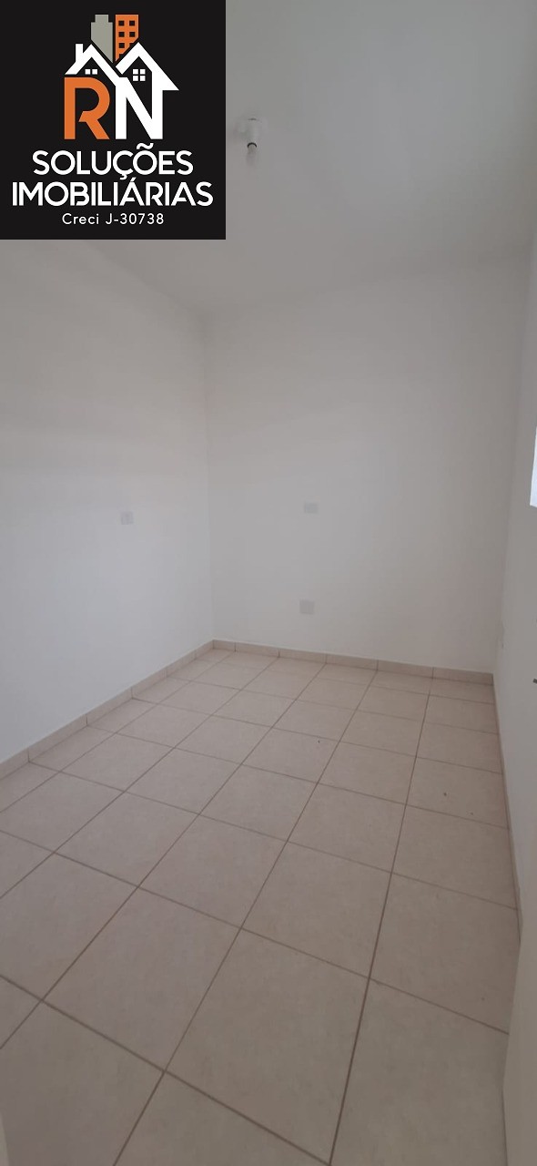 Casa para alugar com 3 quartos, 110m² - Foto 9