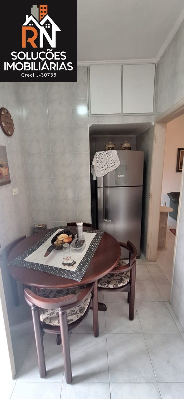 Apartamento para alugar com 2 quartos, 65m² - Foto 13