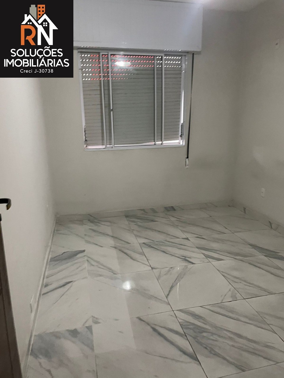 Apartamento à venda com 2 quartos, 80m² - Foto 5