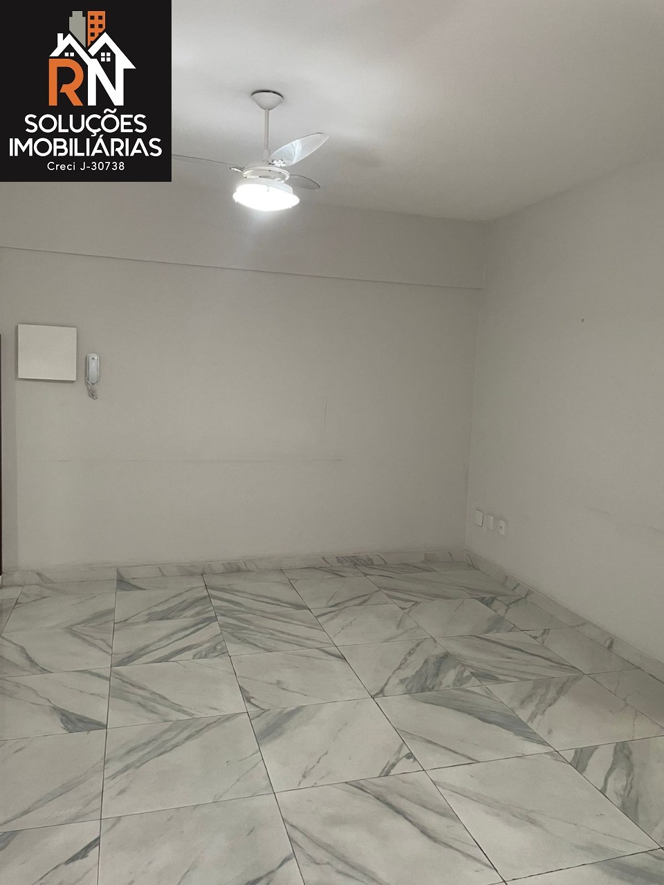 Apartamento à venda com 2 quartos, 80m² - Foto 8