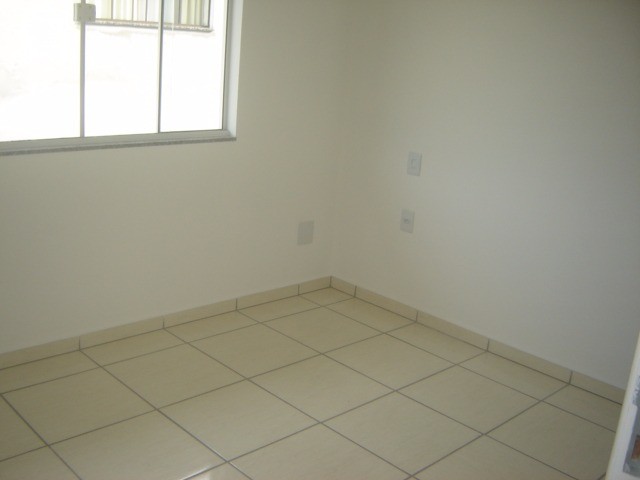 Apartamento para alugar com 2 quartos, 65m² - Foto 6