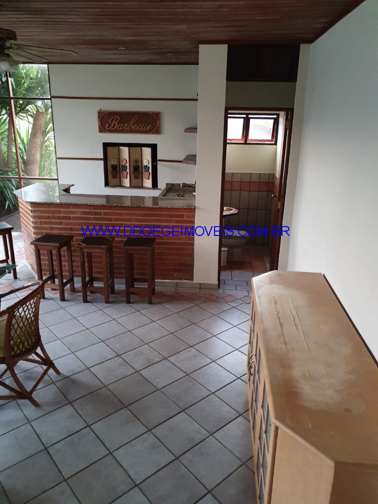 Casa à venda com 3 quartos, 265m² - Foto 22