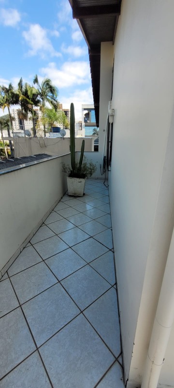 Sobrado à venda com 4 quartos, 257m² - Foto 18