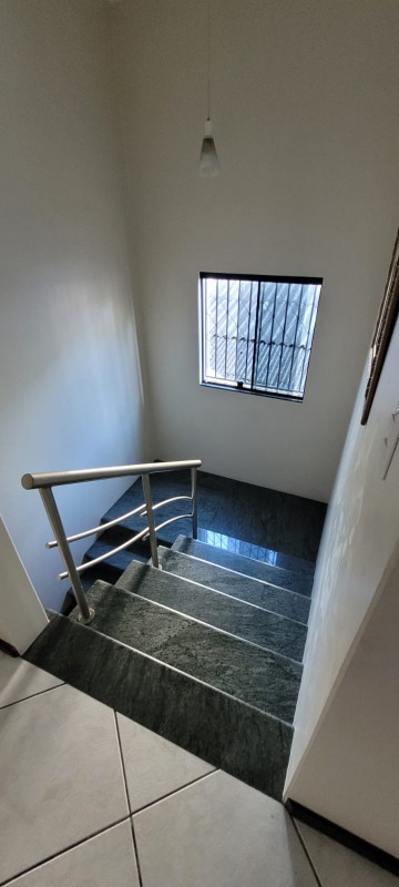 Sobrado à venda com 4 quartos, 257m² - Foto 13