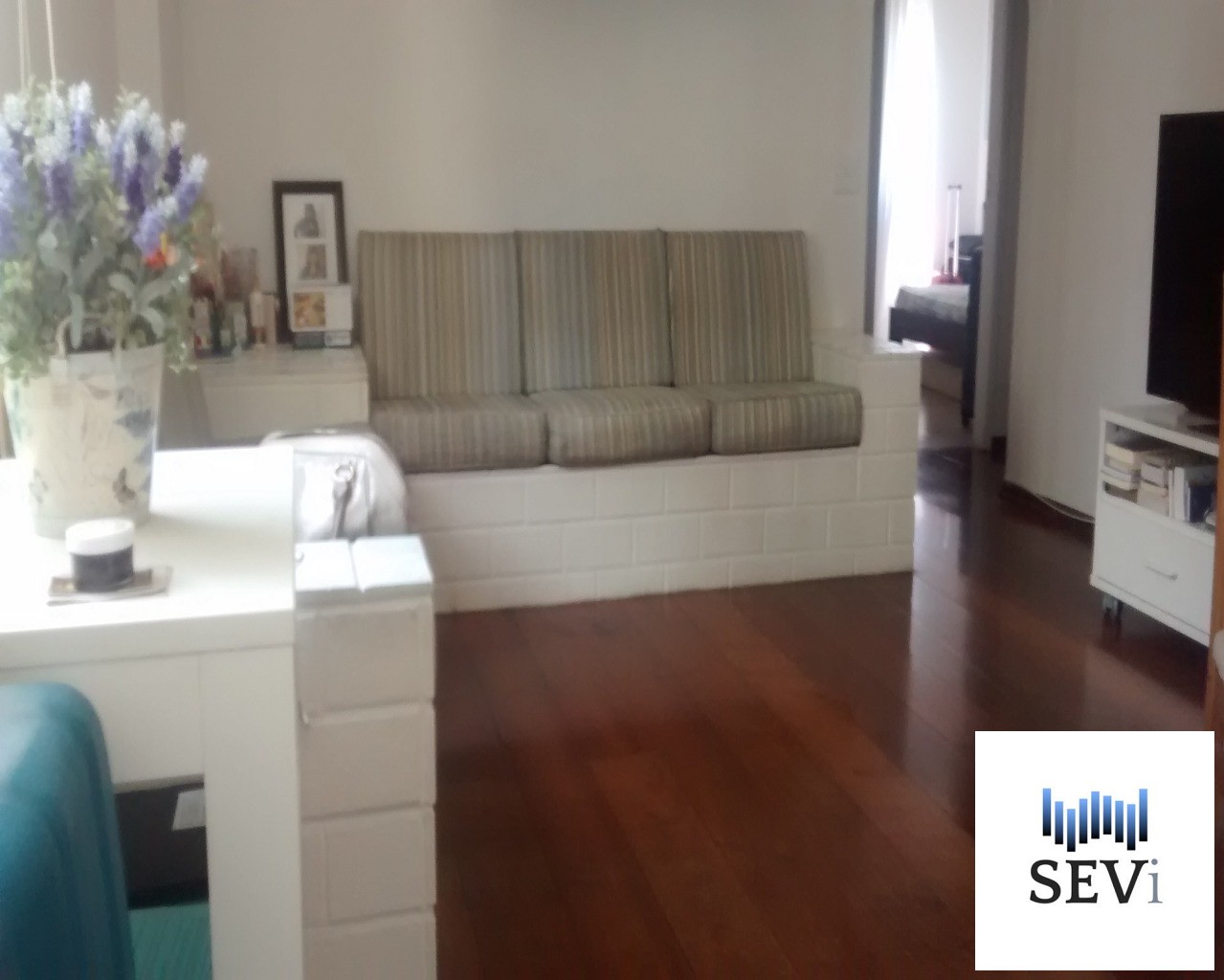 Apartamento à venda com 3 quartos, 80m² - Foto 2