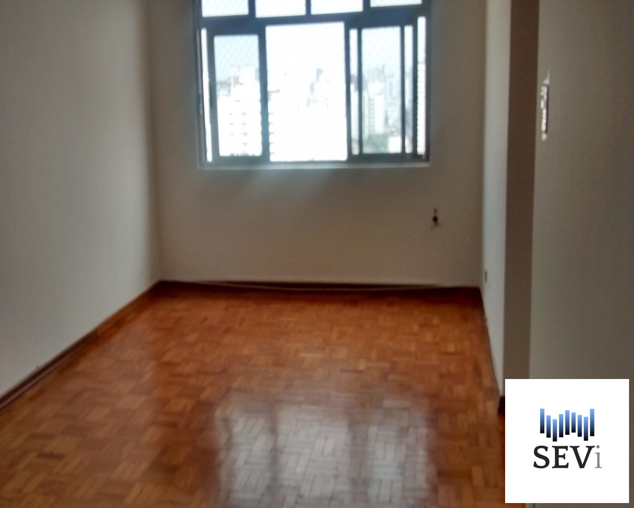 Apartamento à venda com 2 quartos, 85m² - Foto 3