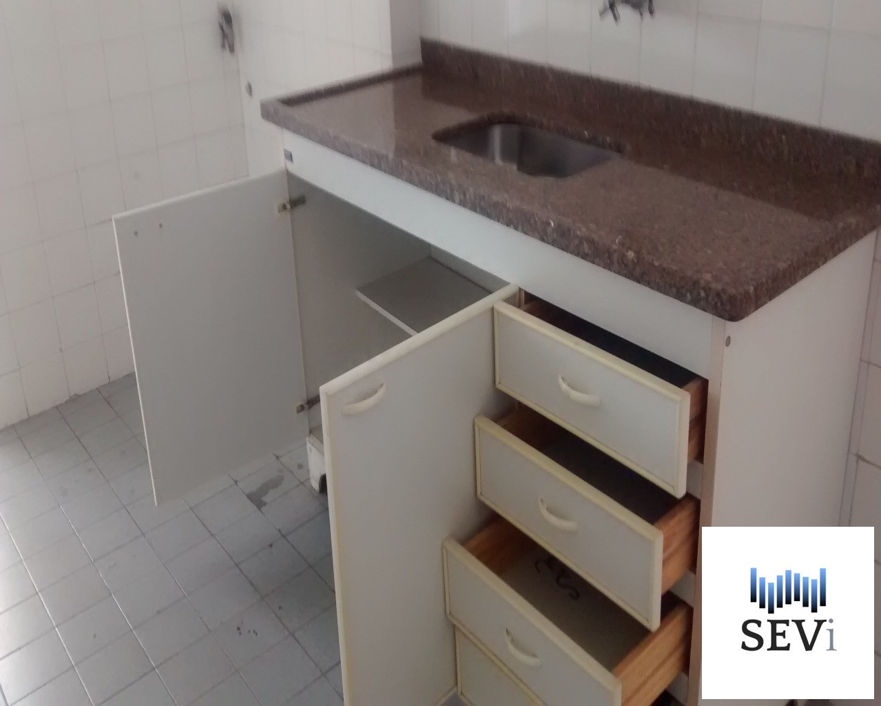 Apartamento à venda com 2 quartos, 85m² - Foto 40