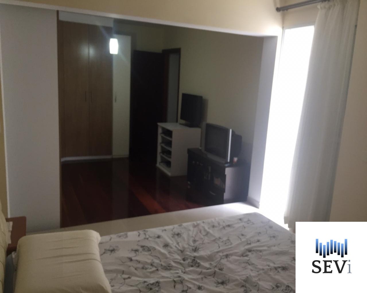 Casa à venda com 3 quartos, 250m² - Foto 14