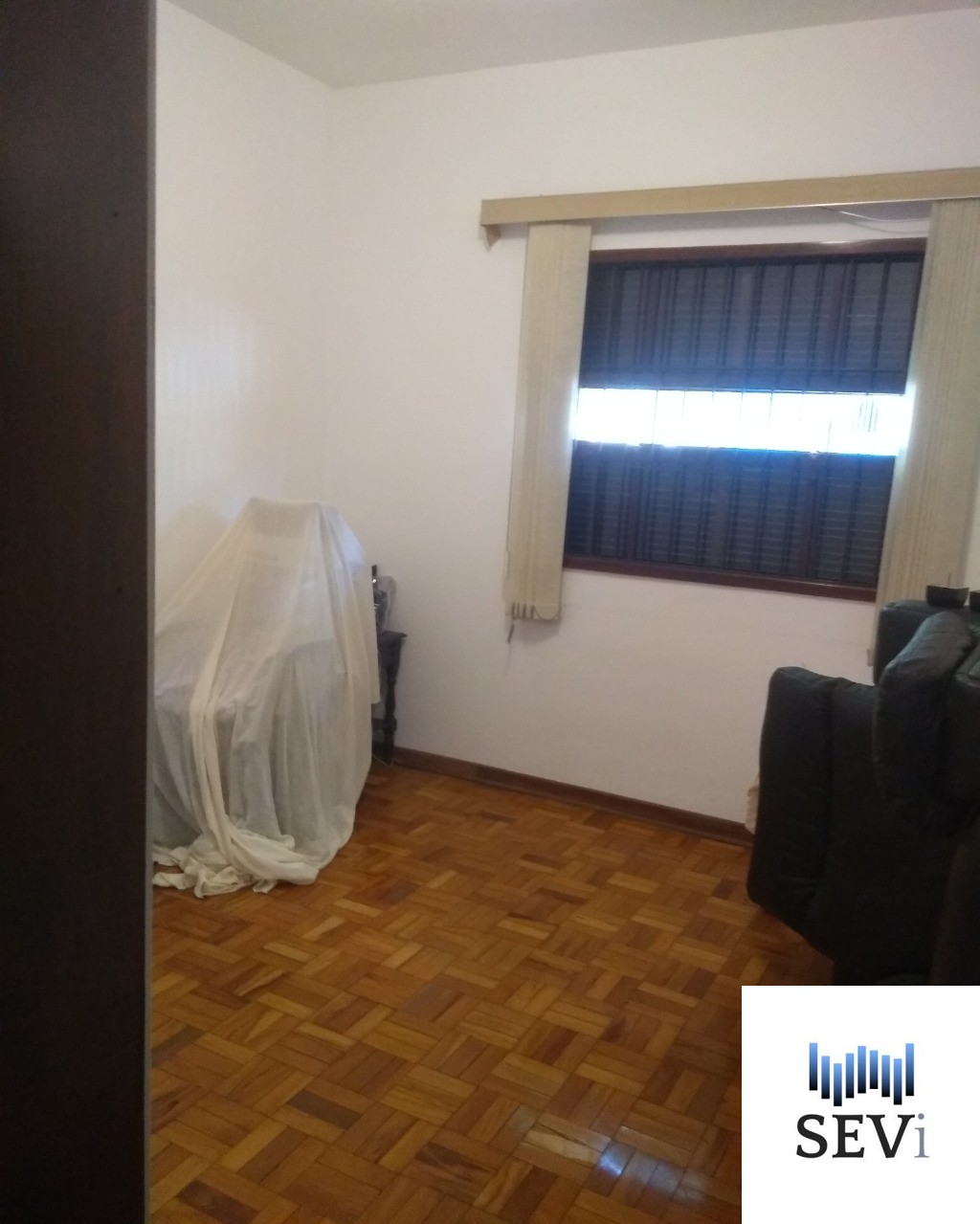 Casa à venda e aluguel com 4 quartos, 400m² - Foto 14