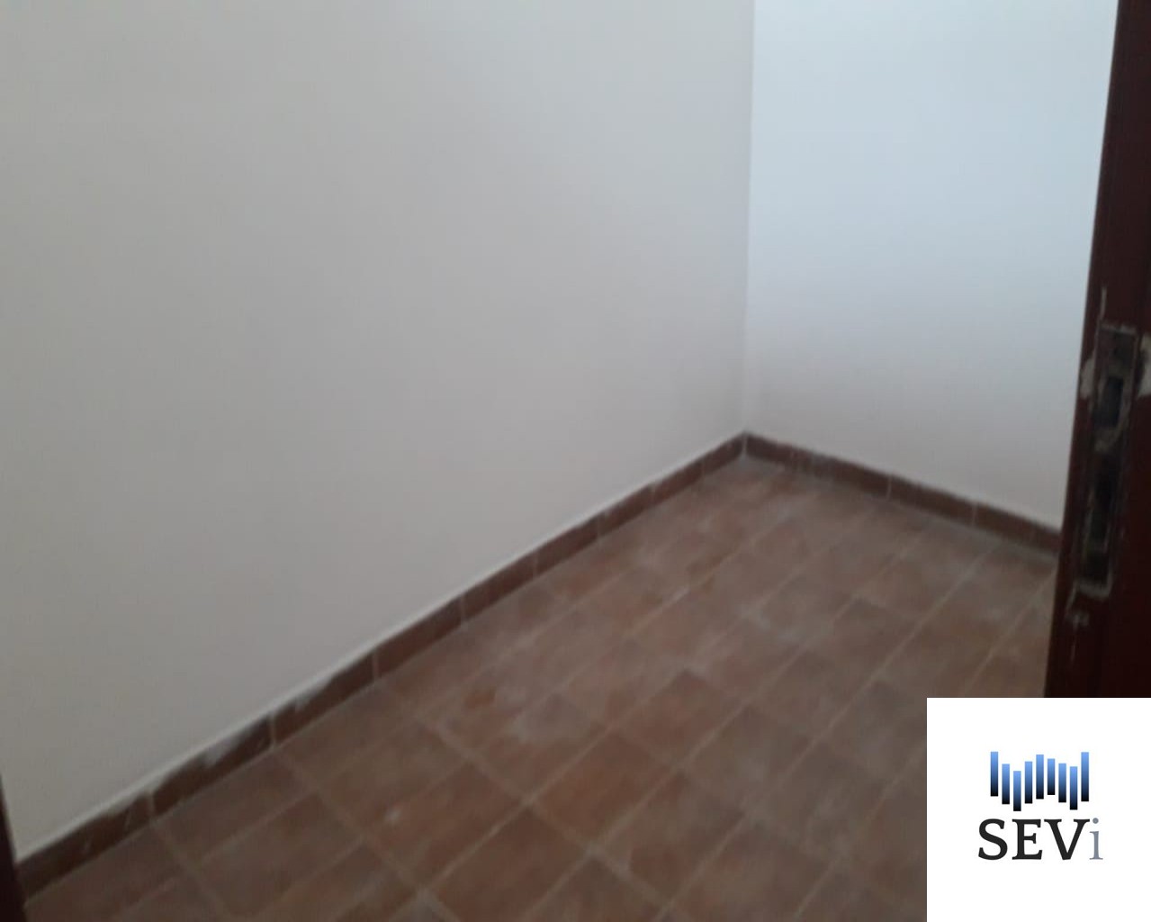 Casa à venda com 3 quartos, 90m² - Foto 12