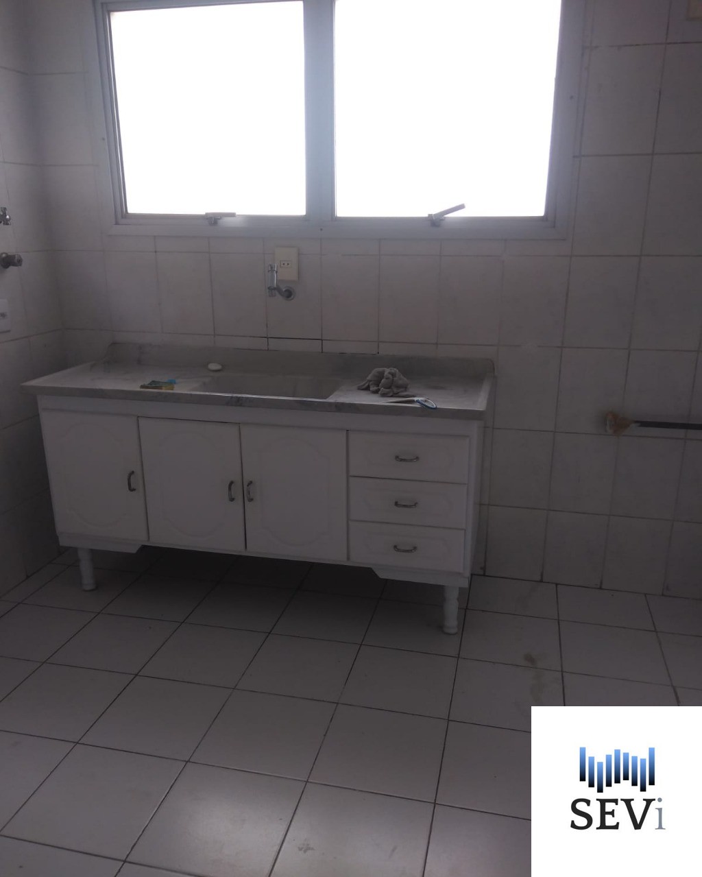 Apartamento à venda e aluguel com 3 quartos, 100m² - Foto 8