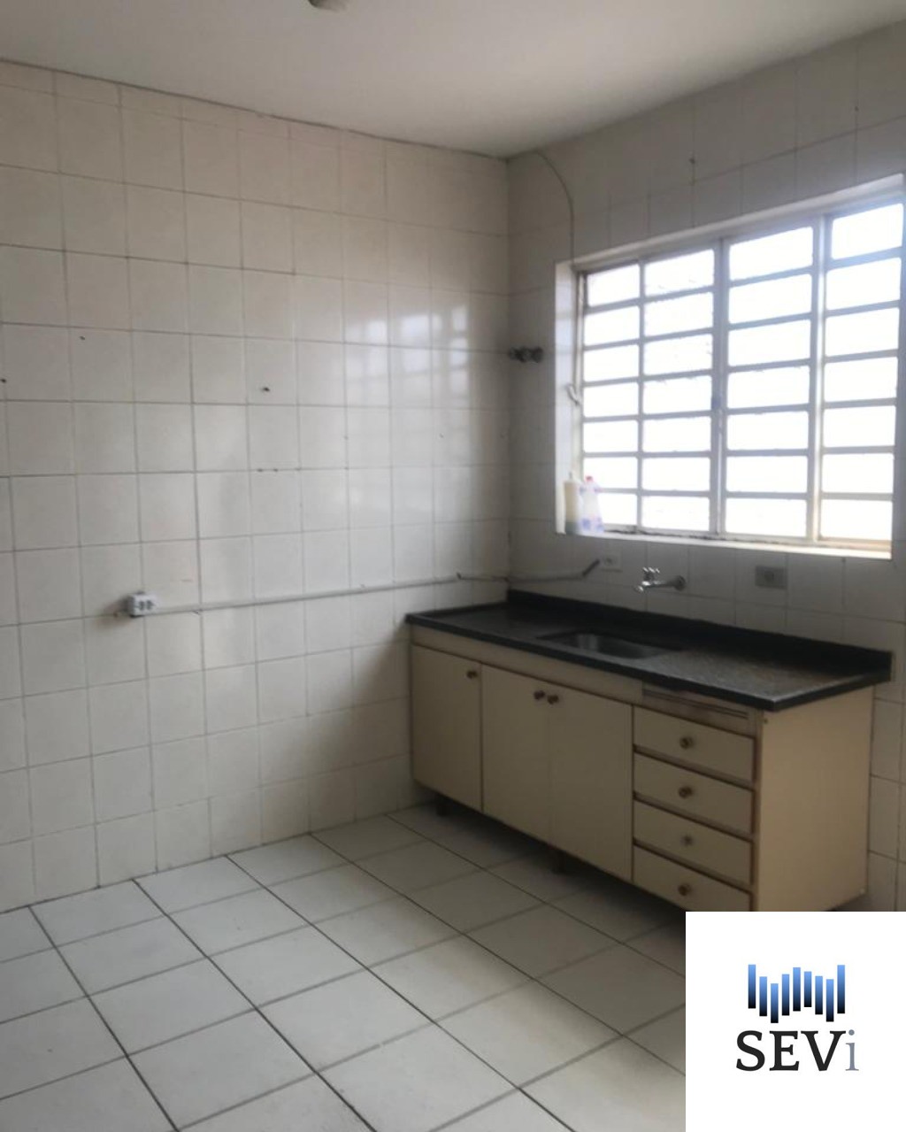 Casa à venda com 3 quartos, 200m² - Foto 17