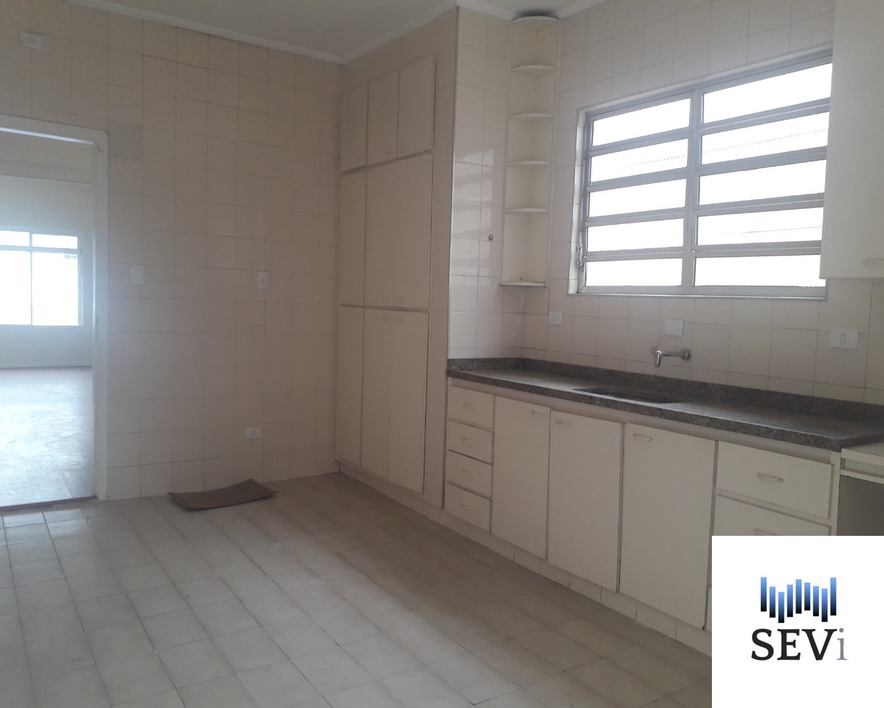 Casa à venda com 3 quartos, 210m² - Foto 20