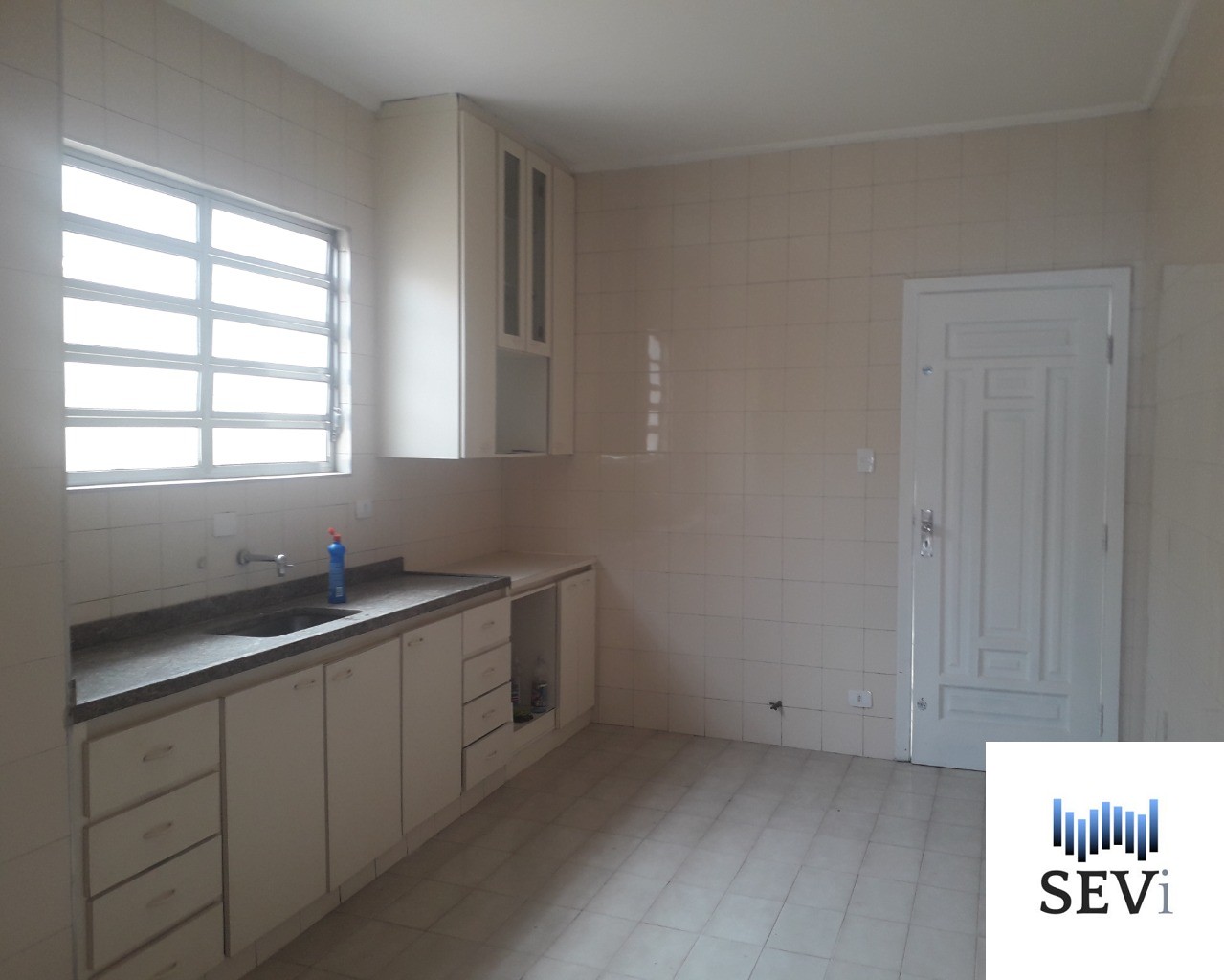 Casa à venda com 3 quartos, 210m² - Foto 19