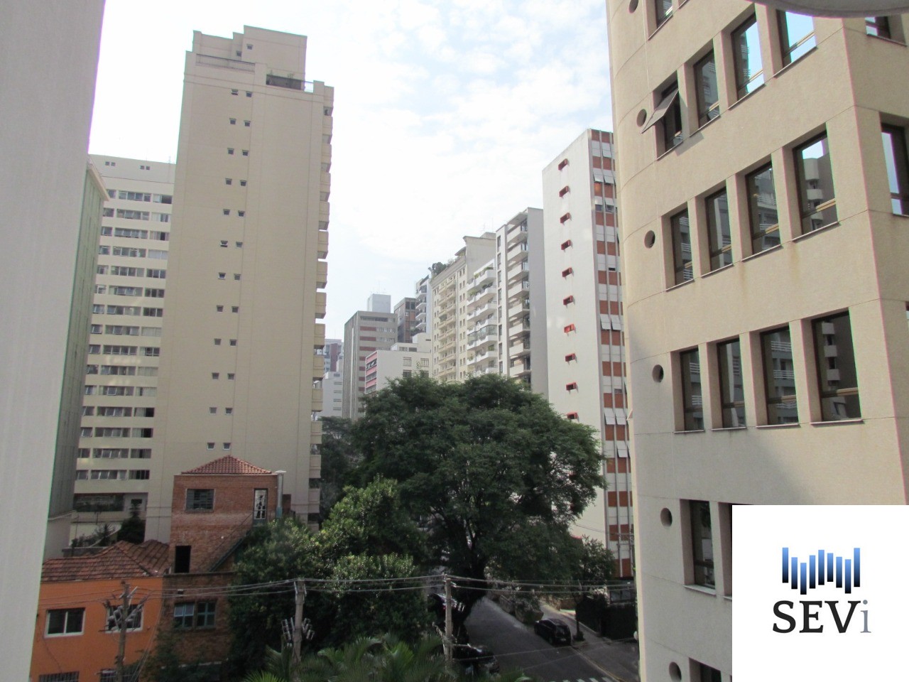 Apartamento para alugar com 2 quartos, 109m² - Foto 20