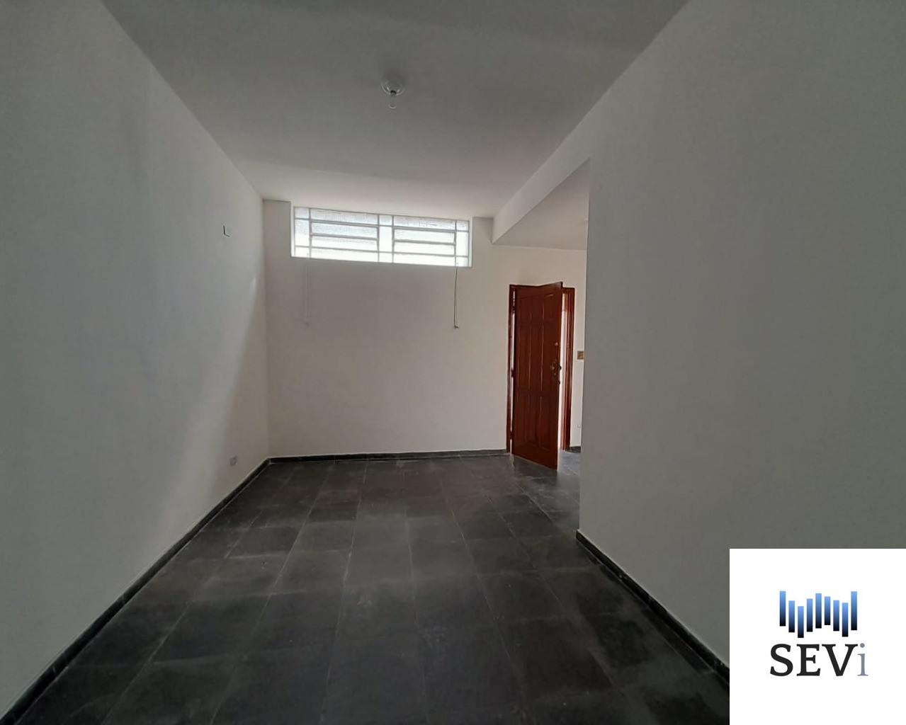 Casa para alugar com 2 quartos, 100m² - Foto 7