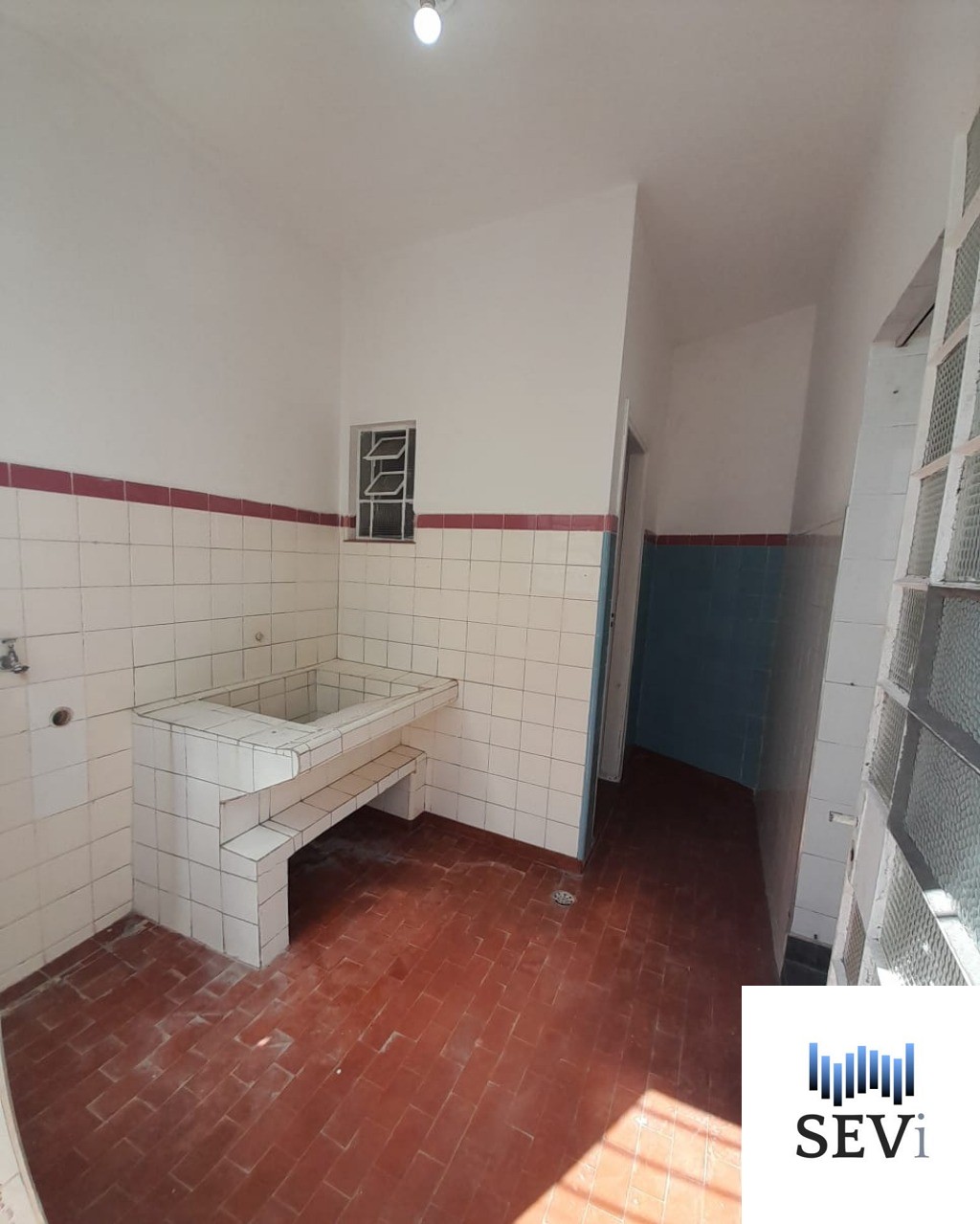 Casa para alugar com 2 quartos, 100m² - Foto 17