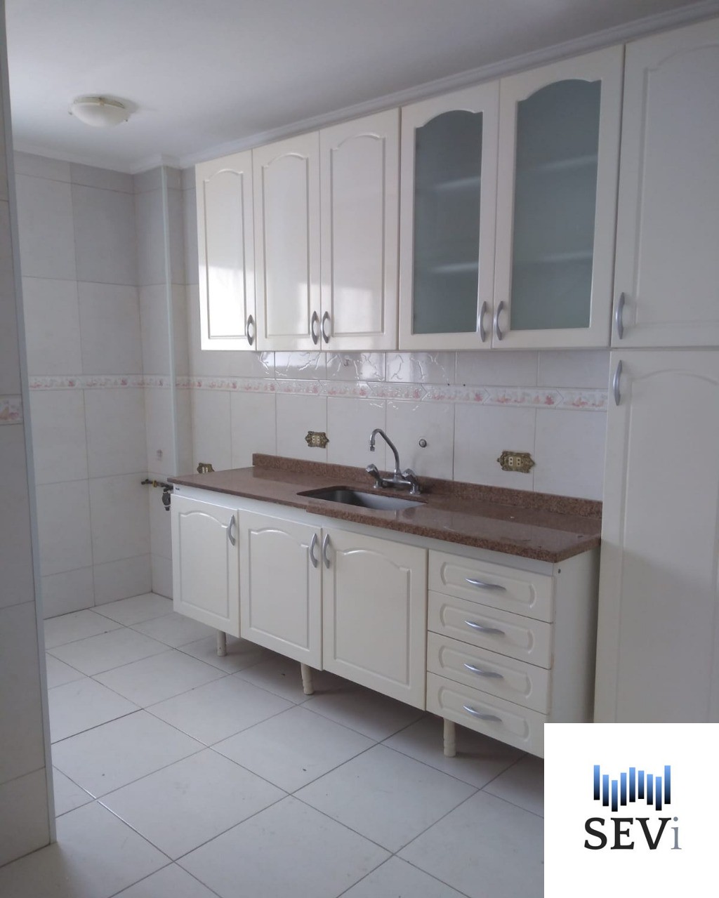 Apartamento à venda com 2 quartos, 90m² - Foto 8