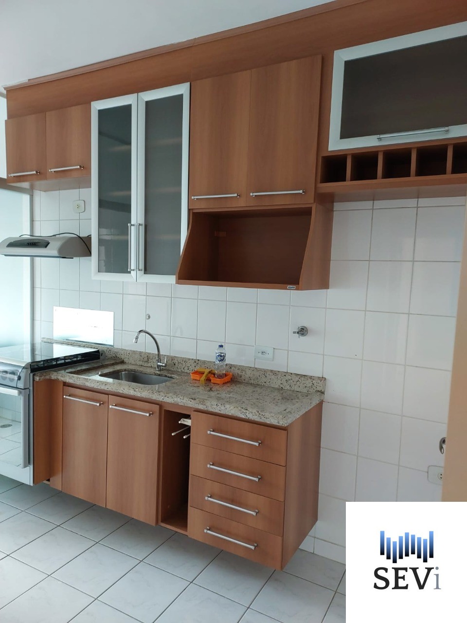 Apartamento à venda com 2 quartos, 69m² - Foto 3