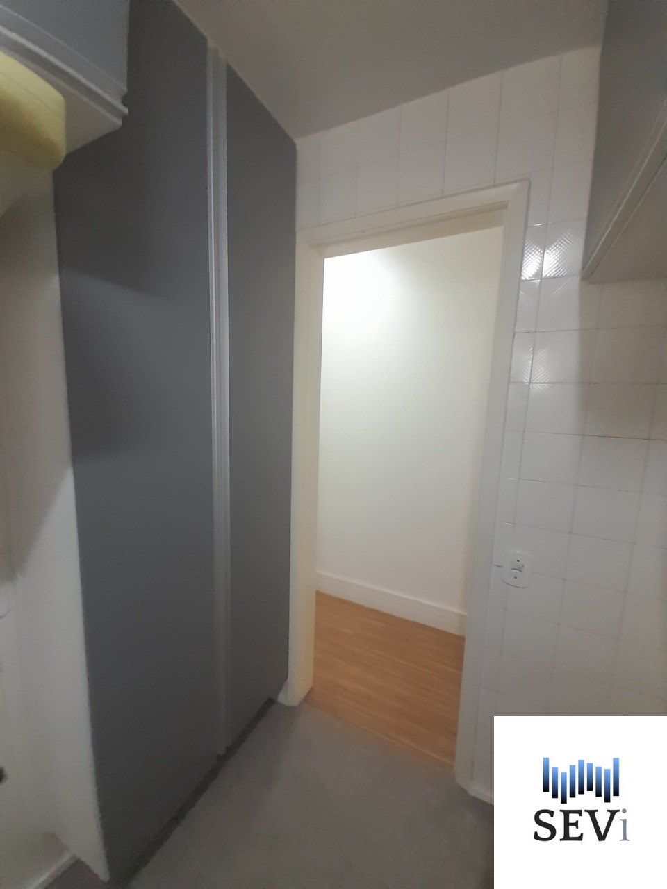 Apartamento para alugar com 2 quartos, 60m² - Foto 12