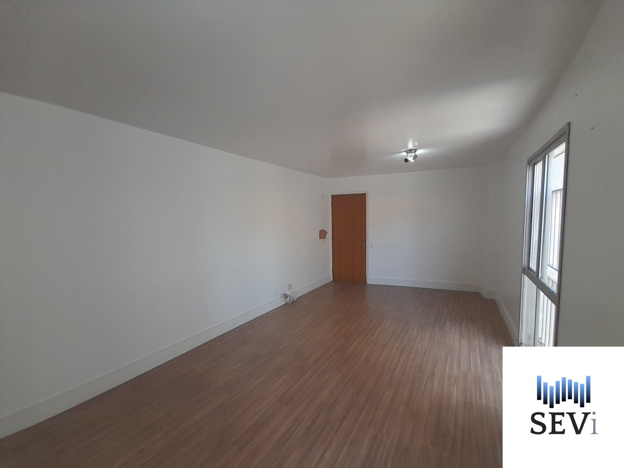 Apartamento para alugar com 2 quartos, 60m² - Foto 4