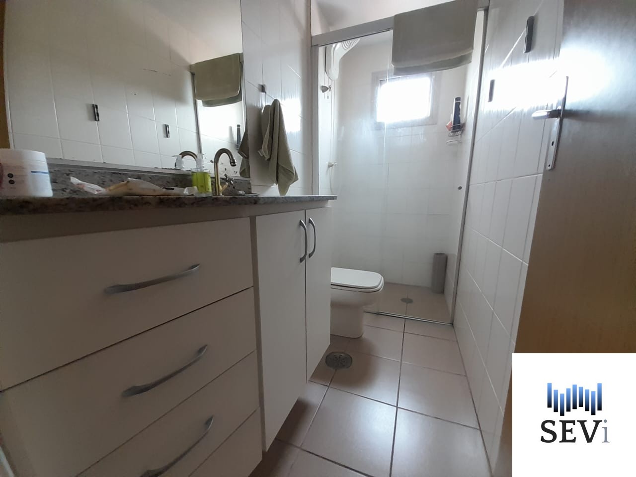 Apartamento à venda com 2 quartos, 76m² - Foto 4