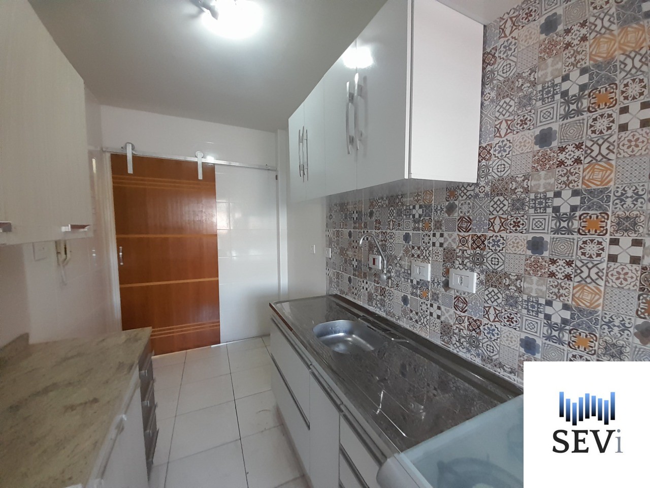 Apartamento à venda com 2 quartos, 60m² - Foto 25