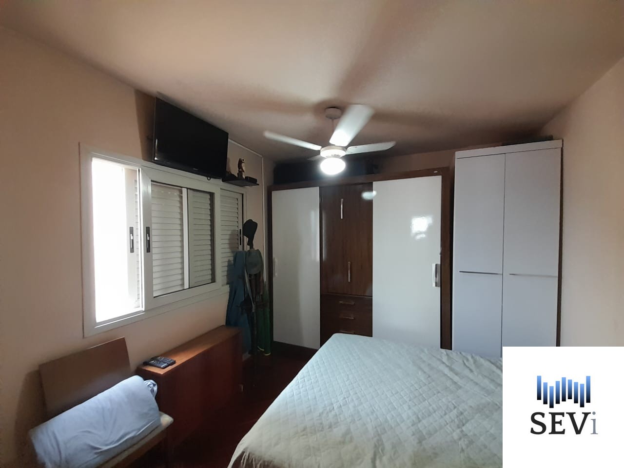 Apartamento à venda com 2 quartos, 76m² - Foto 9