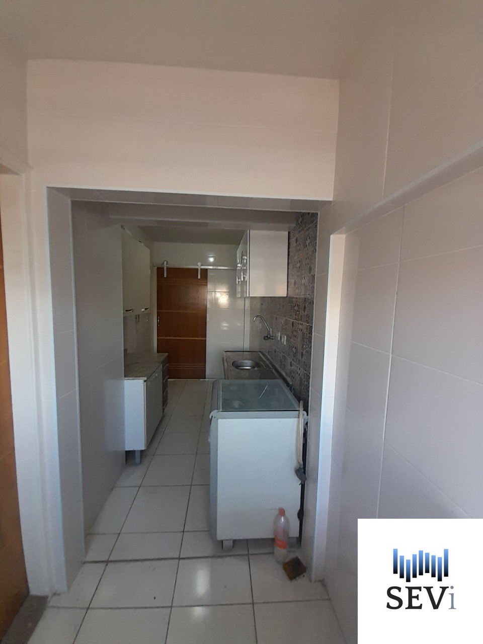 Apartamento à venda com 2 quartos, 60m² - Foto 28