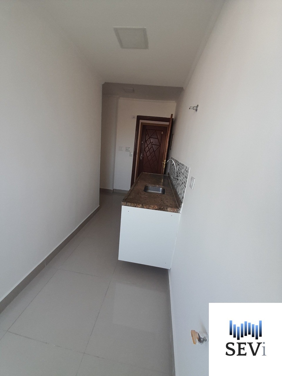 Apartamento à venda com 2 quartos, 68m² - Foto 32