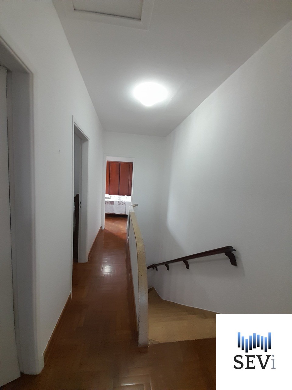 Casa à venda com 3 quartos, 300m² - Foto 17