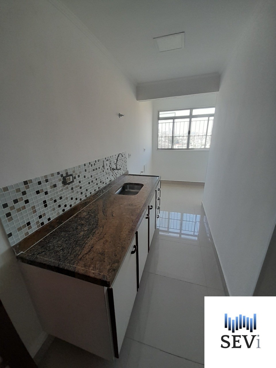 Apartamento à venda com 2 quartos, 68m² - Foto 29