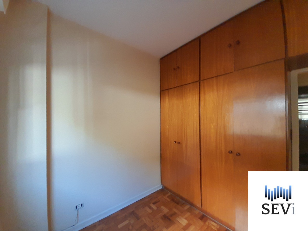 Apartamento para alugar com 2 quartos, 70m² - Foto 6