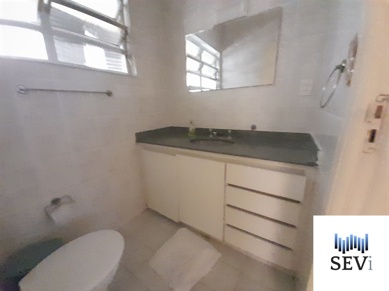 Apartamento para alugar com 2 quartos, 70m² - Foto 16