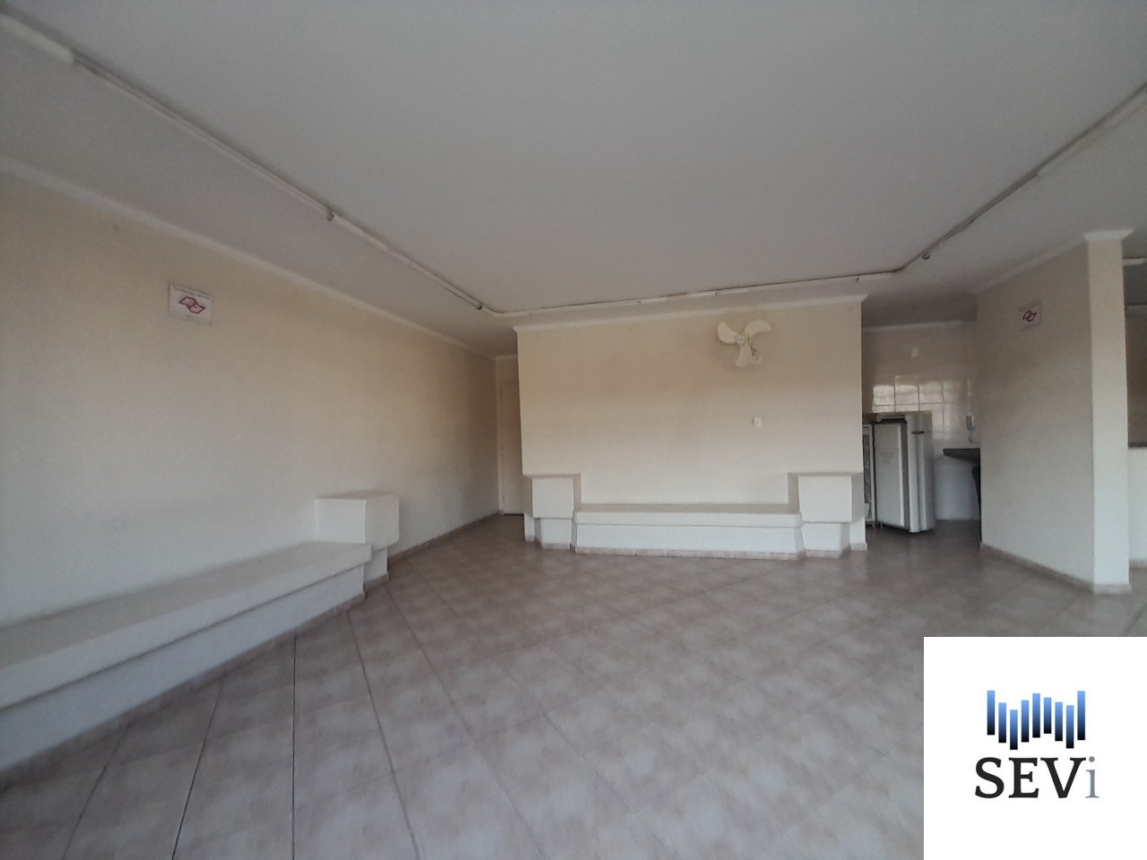 Apartamento à venda com 2 quartos, 68m² - Foto 51