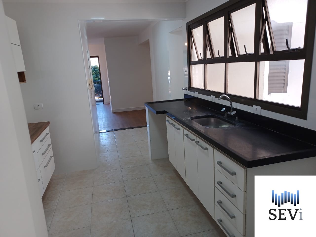 Apartamento para alugar com 4 quartos, 96m² - Foto 11