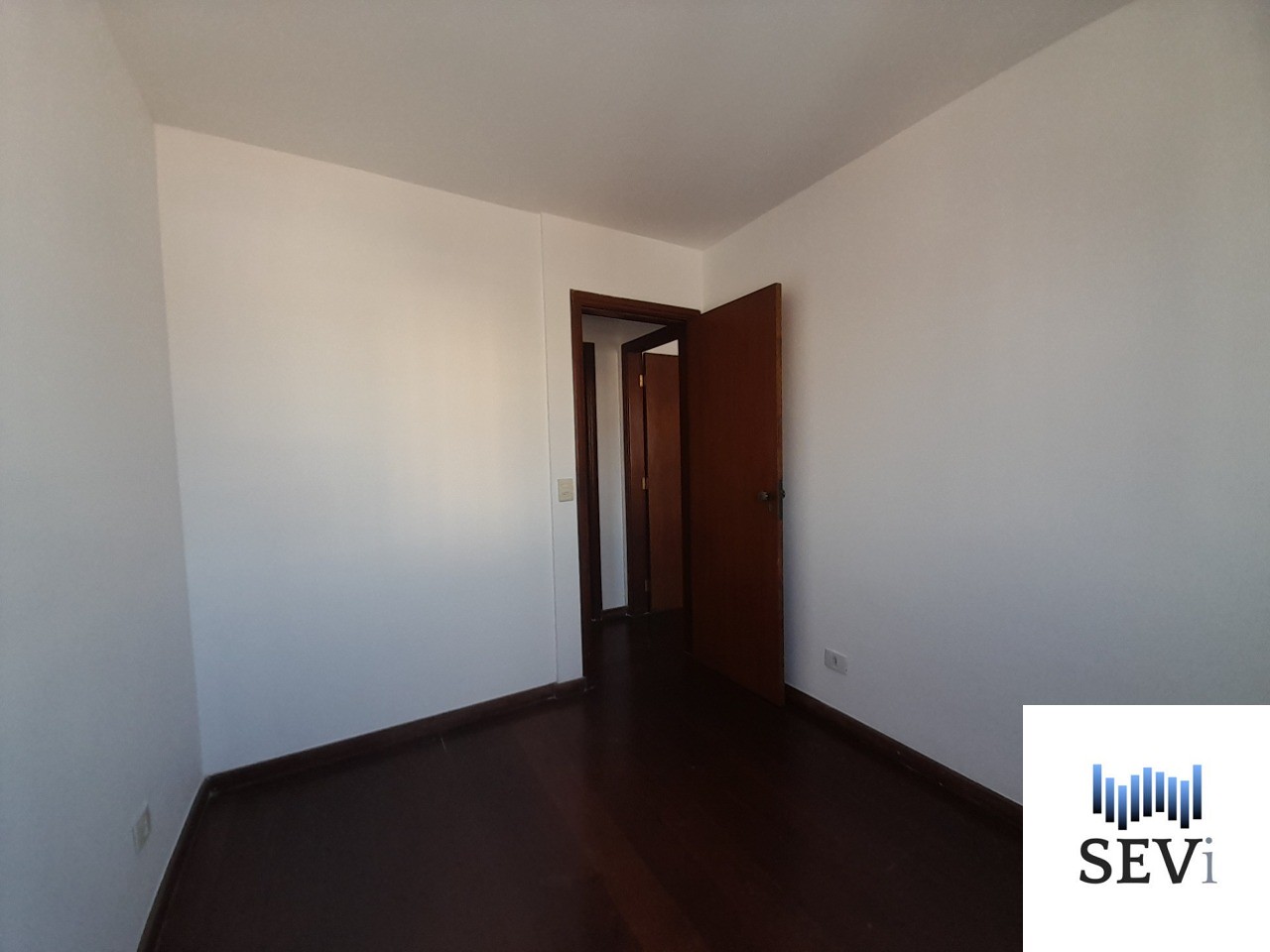 Apartamento à venda com 2 quartos, 68m² - Foto 18