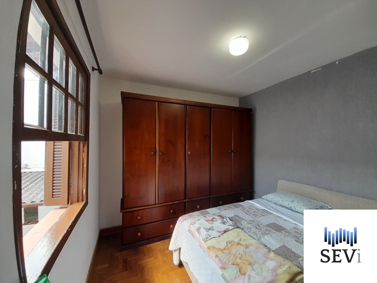 Casa à venda com 3 quartos, 300m² - Foto 6