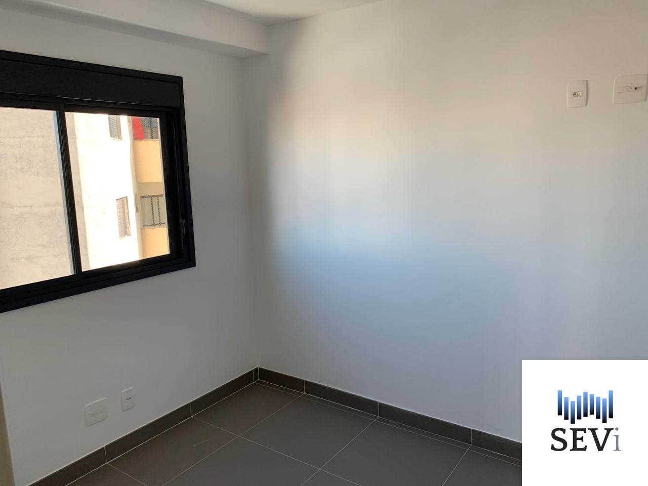 Apartamento à venda com 2 quartos, 64m² - Foto 11