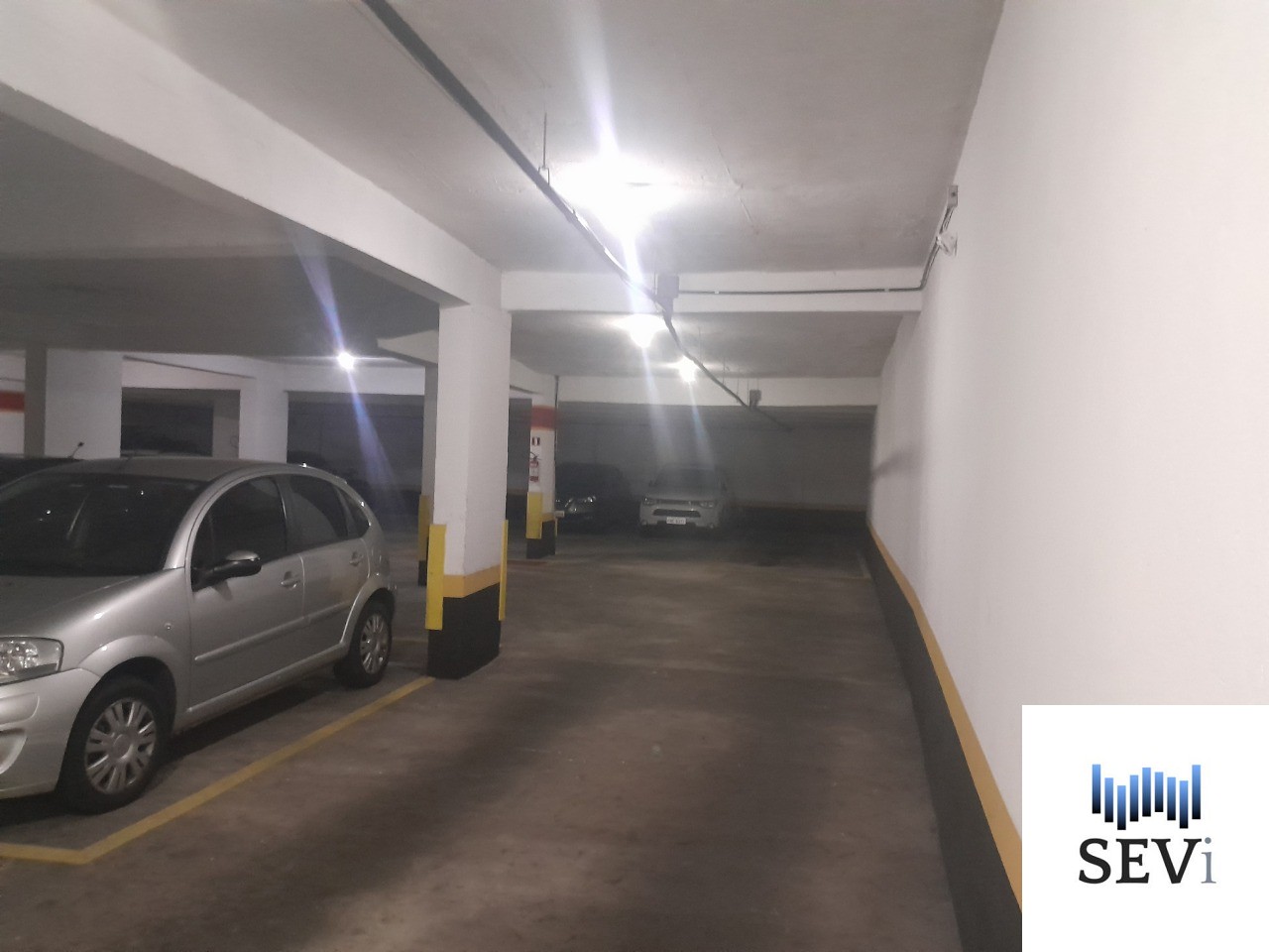 Cobertura à venda com 2 quartos, 200m² - Foto 4