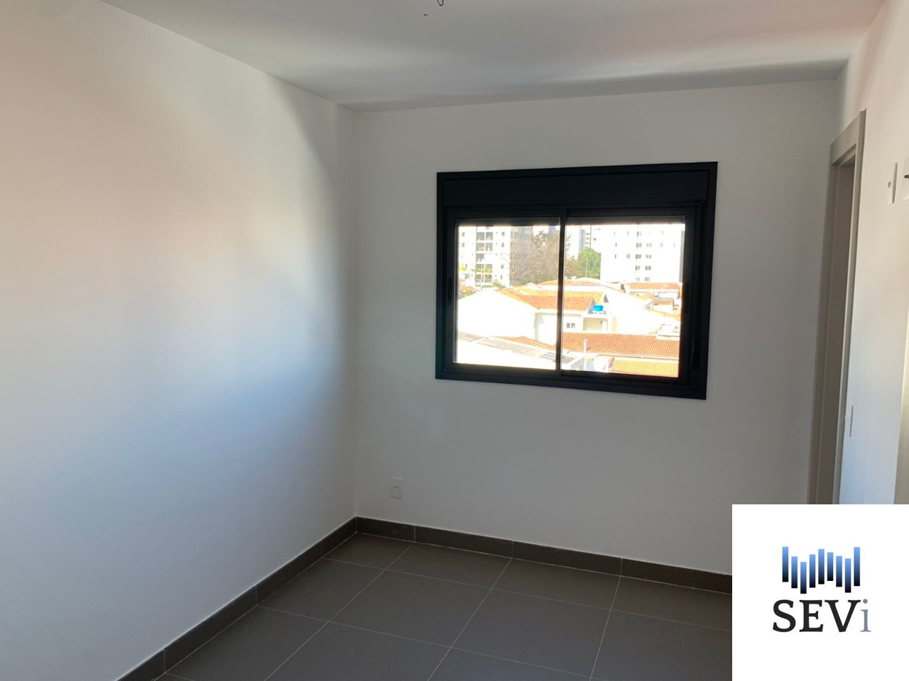 Apartamento à venda com 2 quartos, 64m² - Foto 12