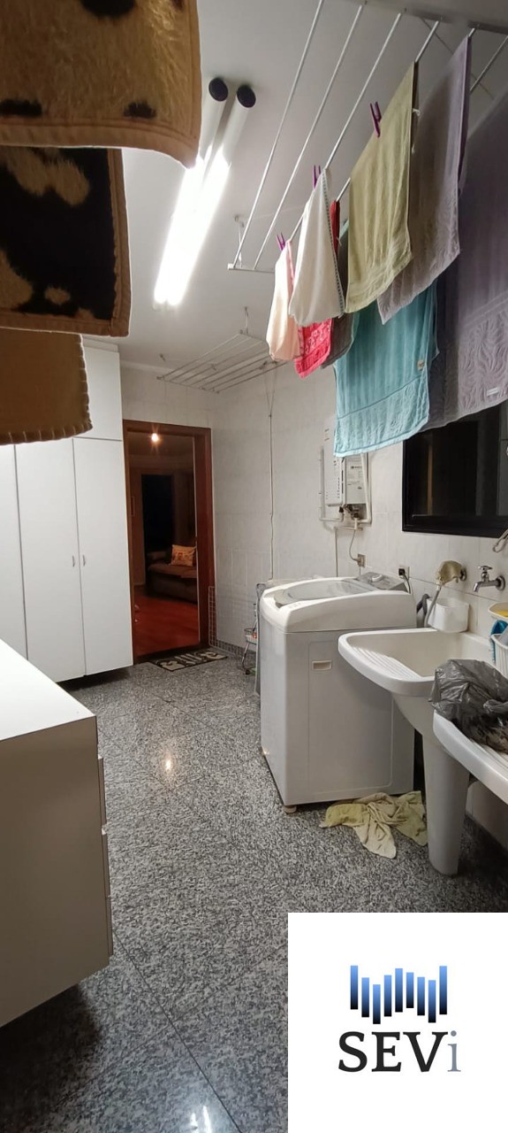 Apartamento à venda com 4 quartos, 200m² - Foto 46