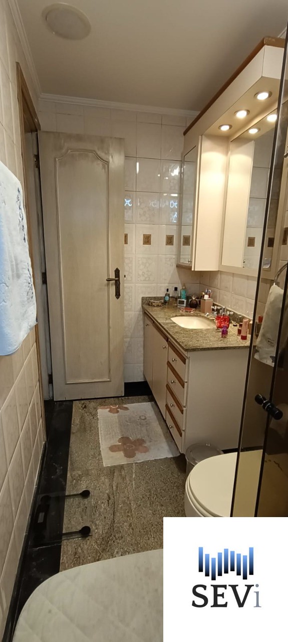 Apartamento à venda com 4 quartos, 200m² - Foto 24