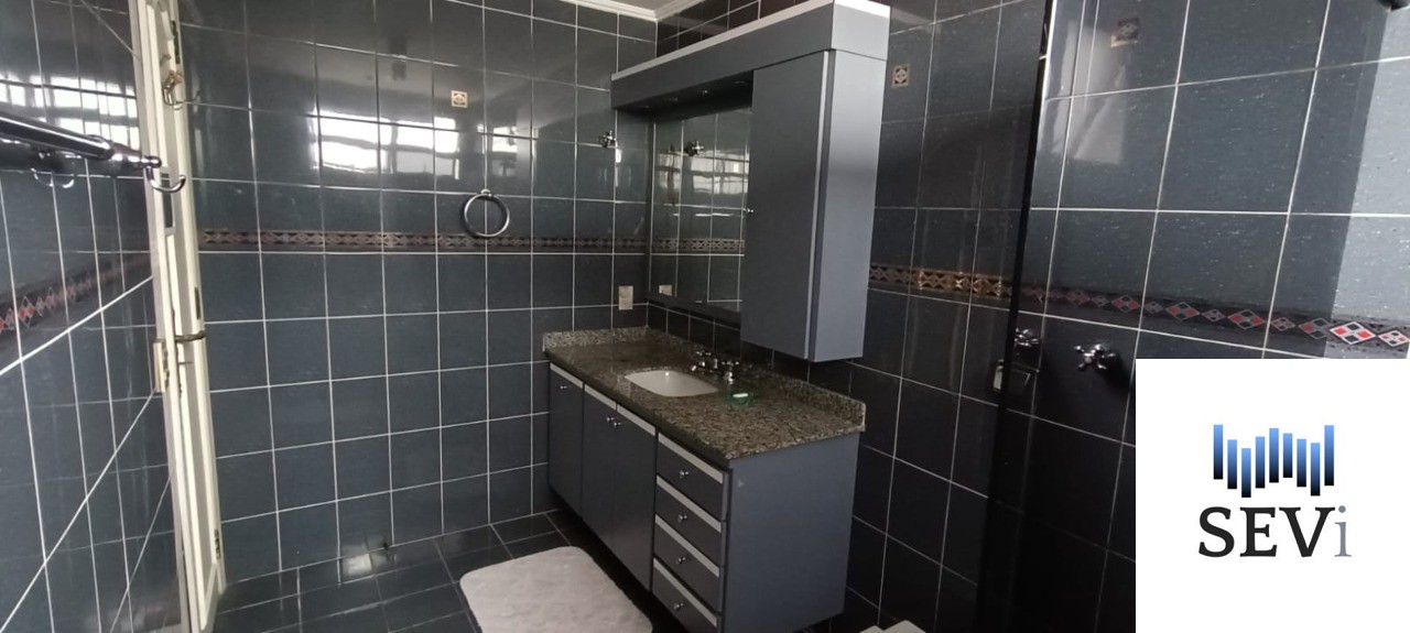 Apartamento à venda com 4 quartos, 200m² - Foto 19