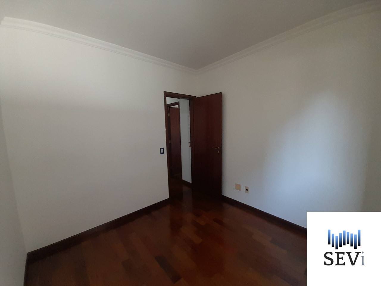 Apartamento à venda com 3 quartos, 100m² - Foto 47