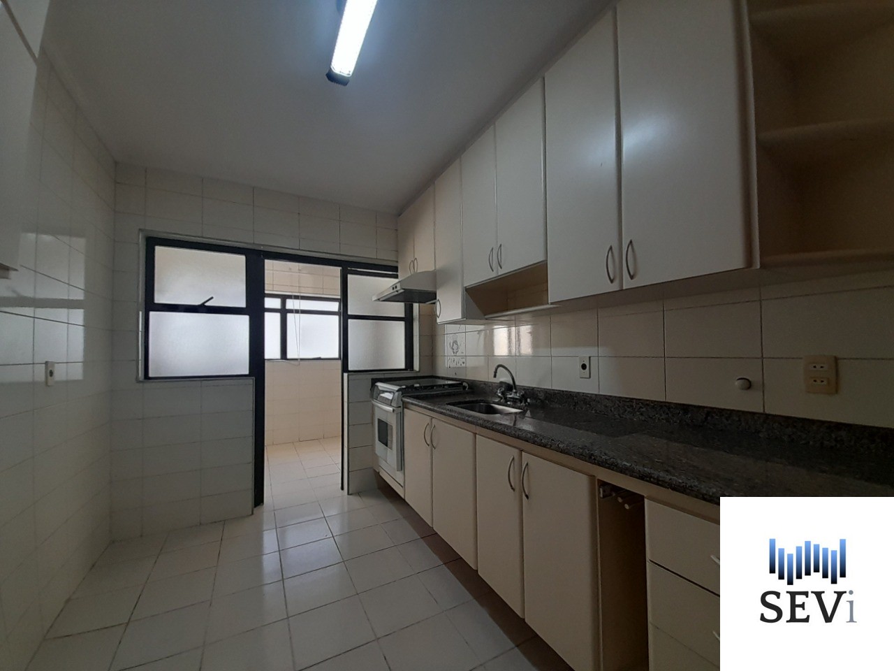 Apartamento à venda com 3 quartos, 100m² - Foto 13